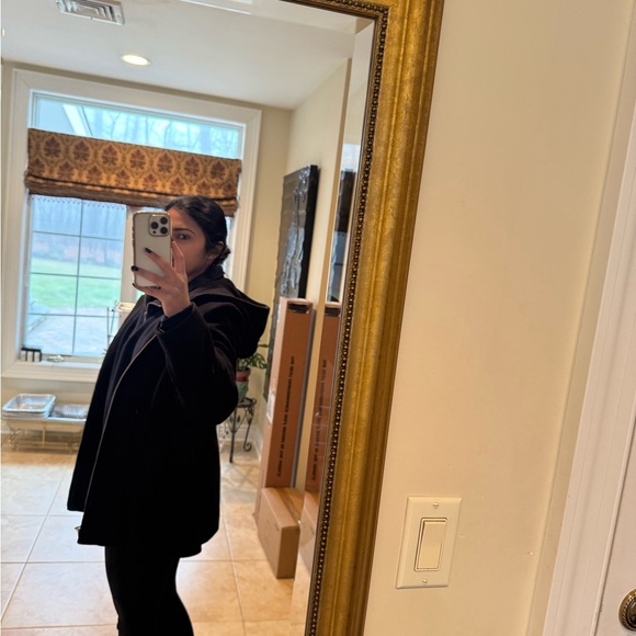 Black jacket - Picture 8 of 8